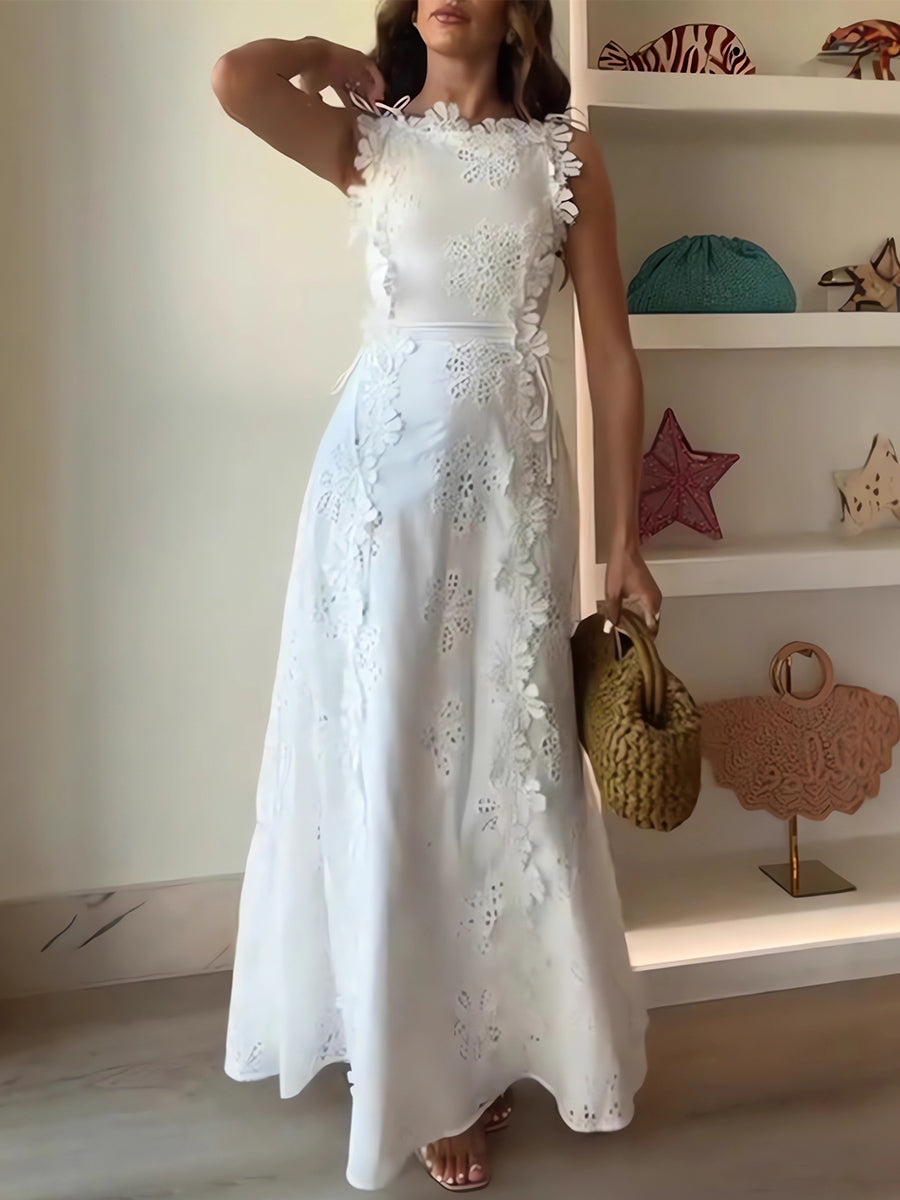 Éliora | Floral Lace Maxi Dress