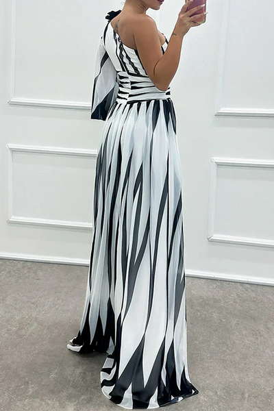 Shiloh | Chic Striped One-Shoulder Maxi Dress