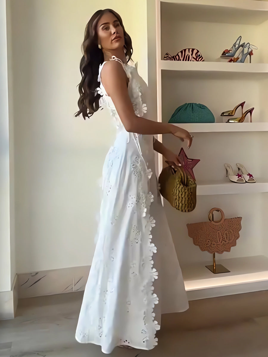 Éliora | Floral Lace Maxi Dress