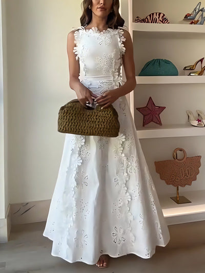 Éliora | Floral Lace Maxi Dress