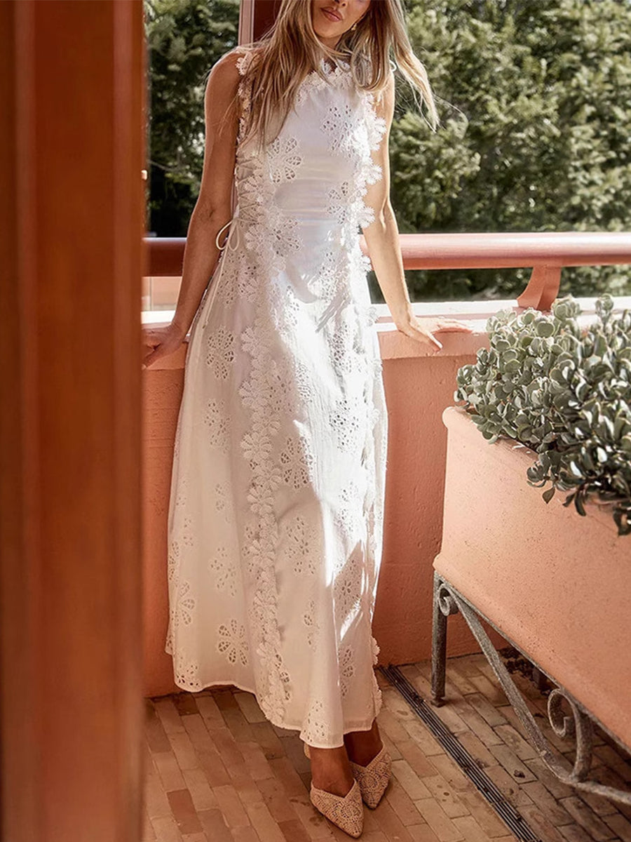 Éliora | Floral Lace Maxi Dress