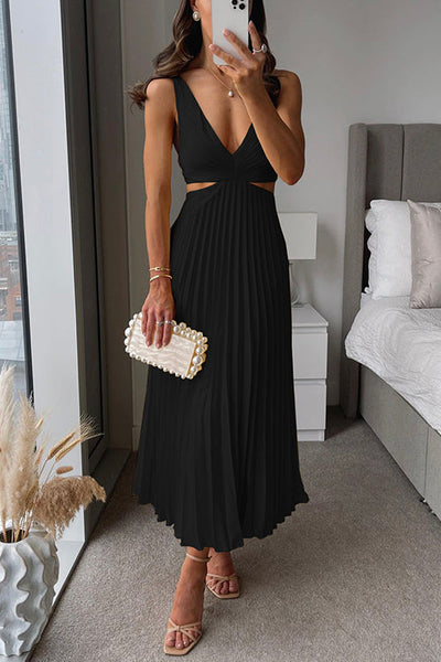 Amelise | Pleated Cut-Out Maxi Dress