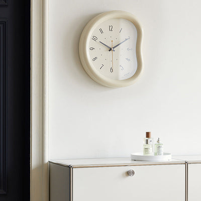 Onda Infinity Studio Clock