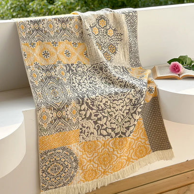 Lune Patchwork Blanket