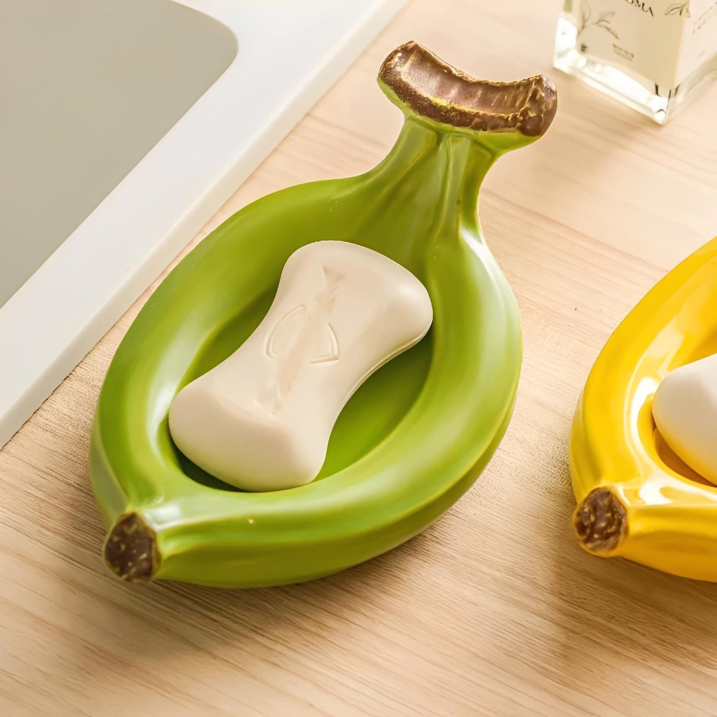 Luno Banana Soap Dish