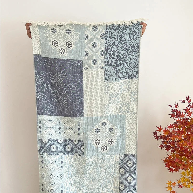 Lune Patchwork Blanket