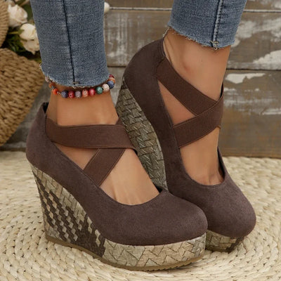 Serova Cross Wedges
